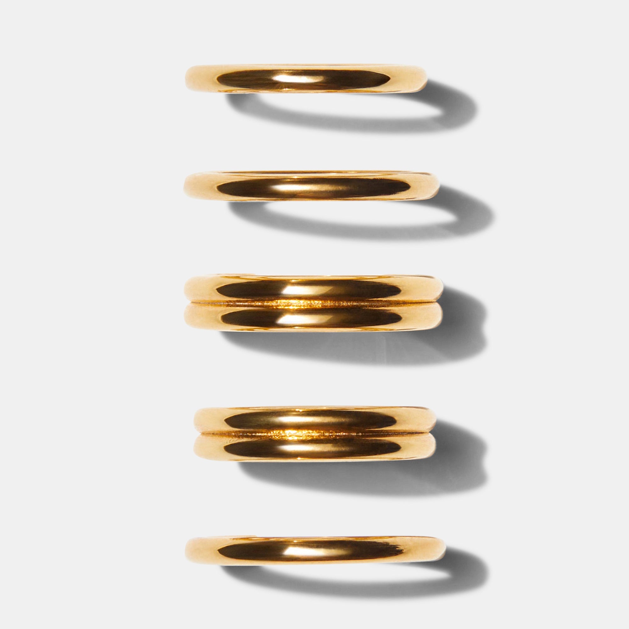 5 Ring Set in Gold — Exclusive