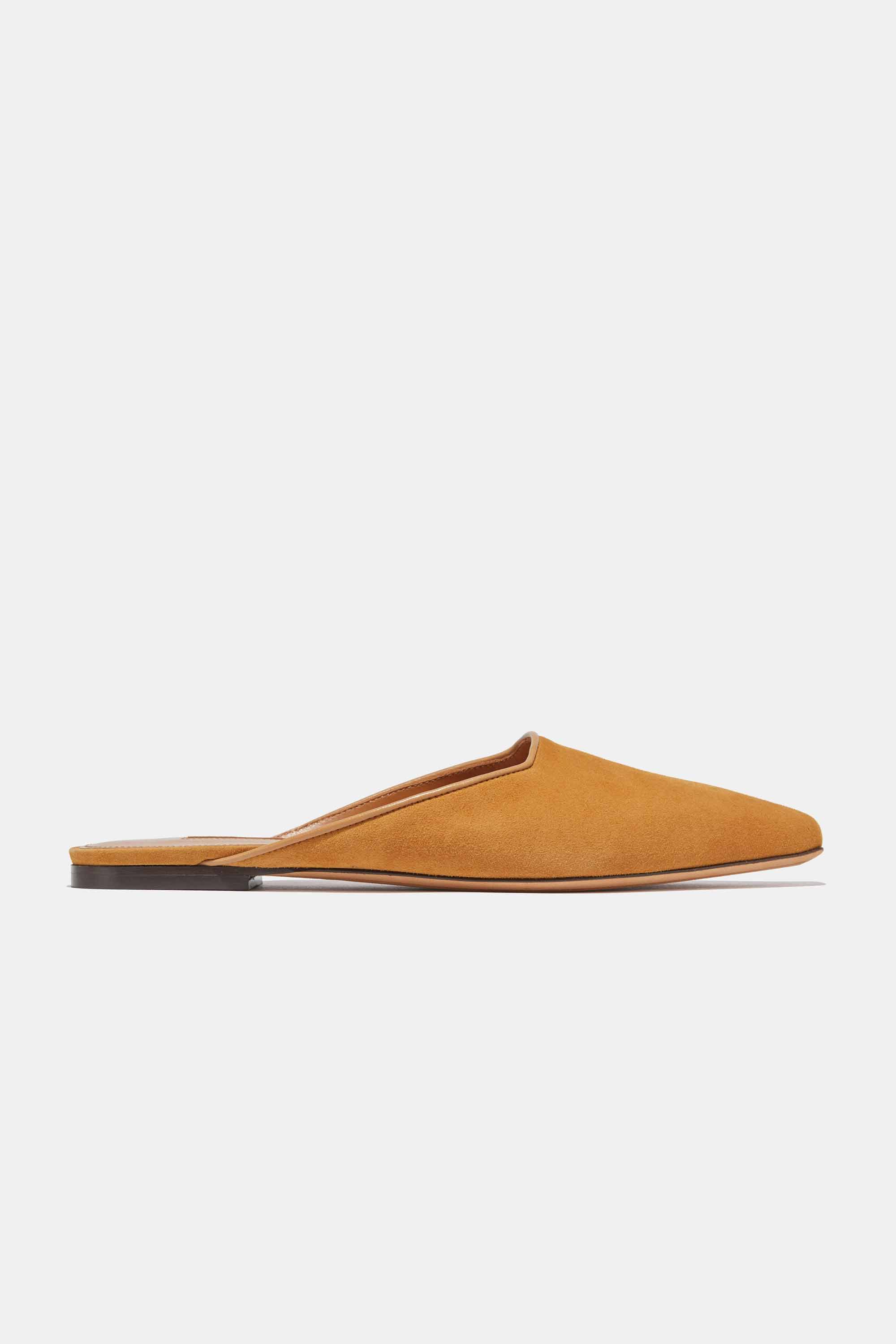 Flat Mule in Caramel Suede