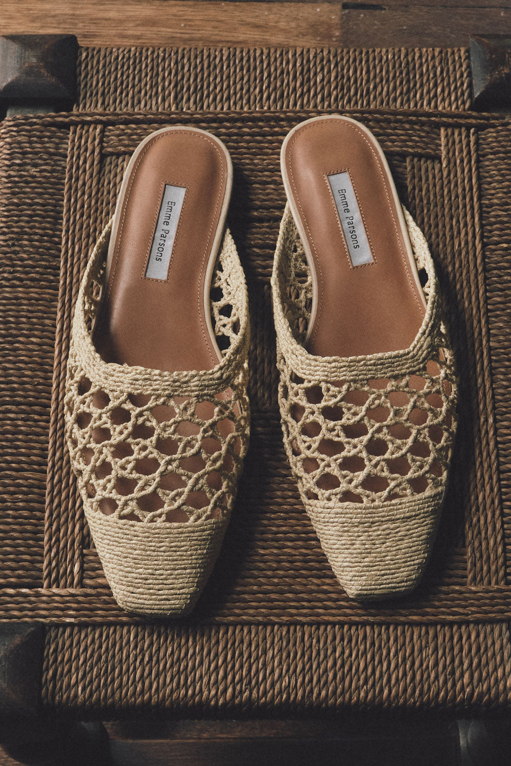 Flat Mule in Natural Raffia