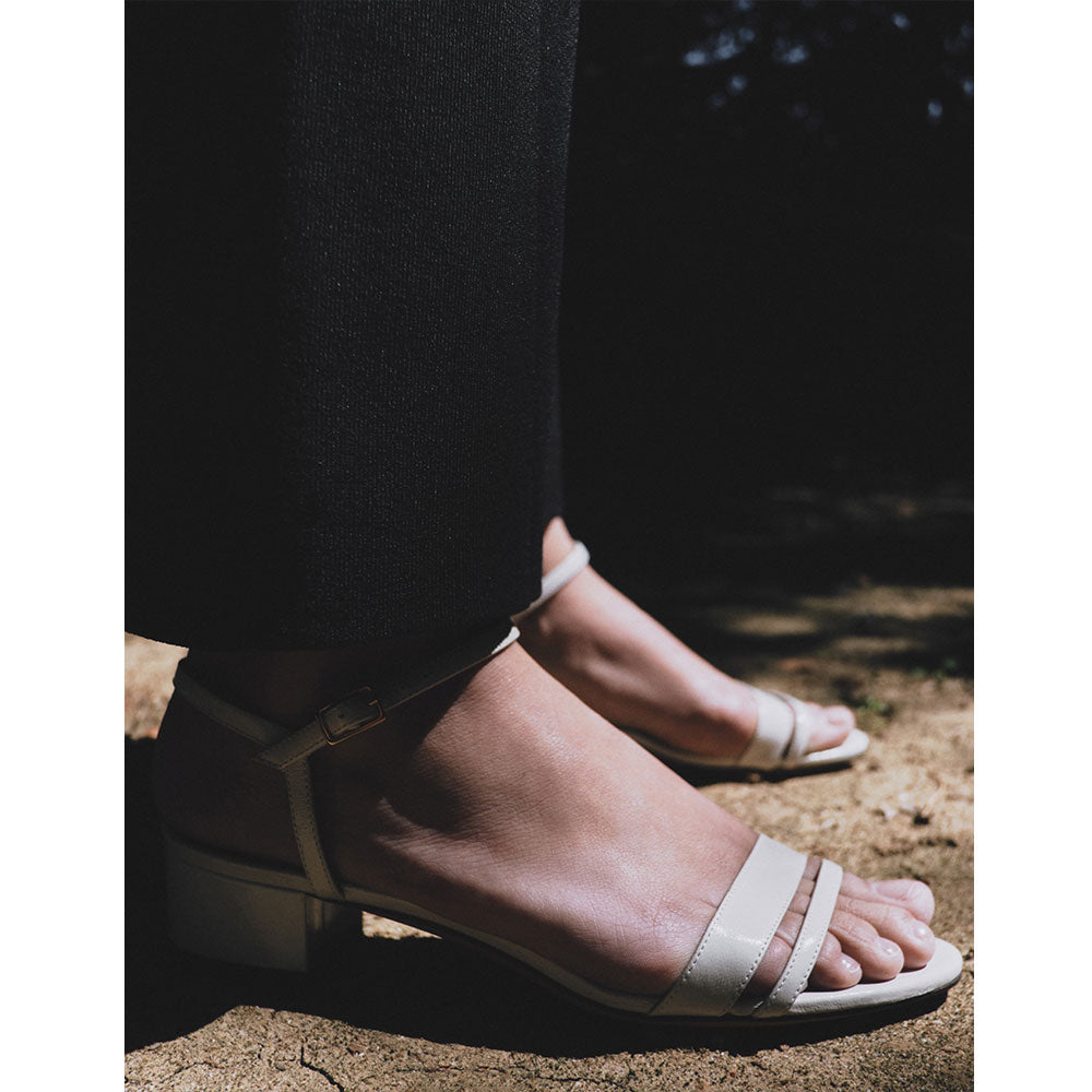 Simple Block Heel in Ivory Nappa