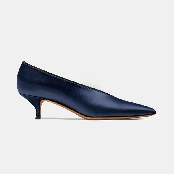 Veneto in Navy Satin